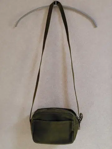 이치자와 한푸 숄더백 (국방색/올리브색)