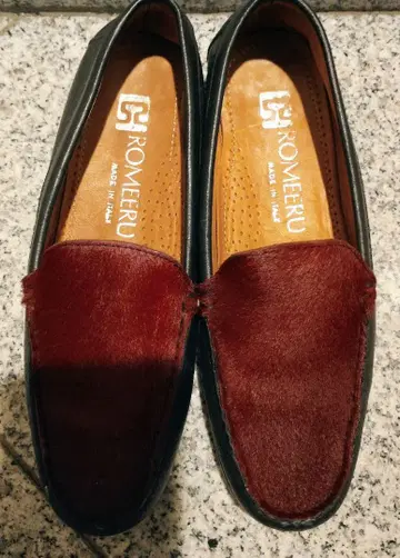 ROMVERU 빨간색 로퍼 36.5 사이즈