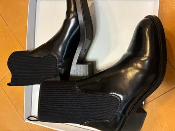 ZARA 사이드 고어 부츠 블랙