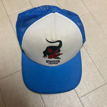 LACOSTE STRANGER THINGS 캡