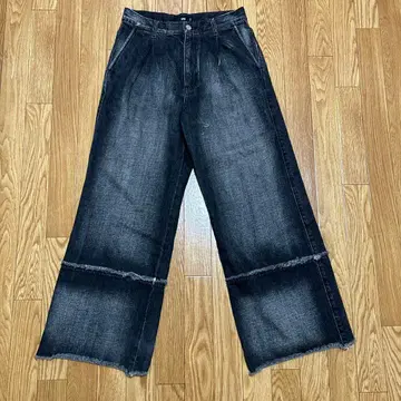 절개 프린지 데님 데님 팬츠 HARE