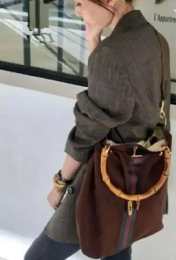 라빠르망 새상품급 SITAPARANTICA BAMBOO BAG 레드