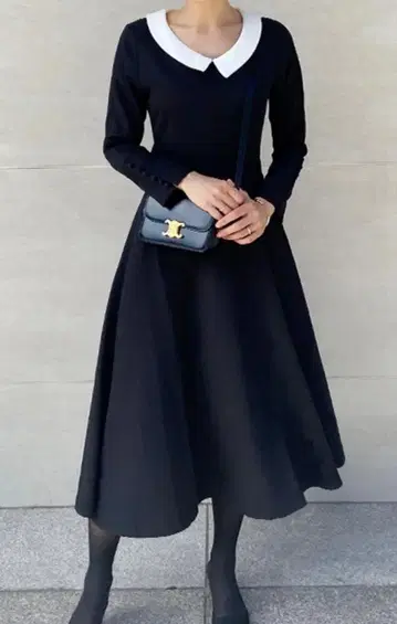 JENNE 탈착식 옷깃 모던 원피스