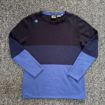 데상트 골프 긴팔 니트 골프웨어 블루 계열 사이즈 M