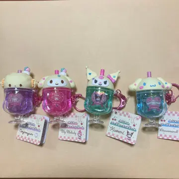 컬러풀 소다 키링 (마이멜로디, 시나모롤, 쿠로미, 코기뮨)