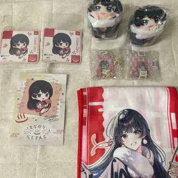 토토노우 니지산지 극락탕 콜라보 츠키노 미토