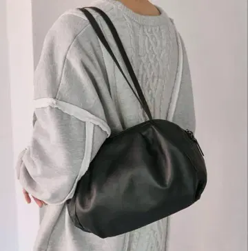 ear PAPILLONNER 콜론 보스턴