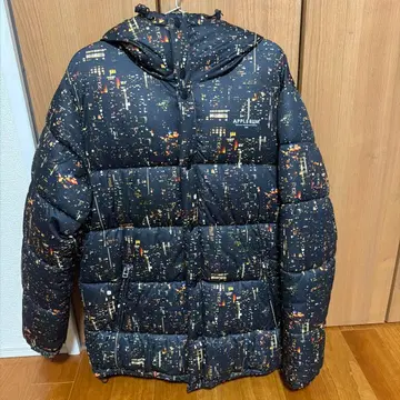 APPLEBUM 후드 부착 다운 자켓 블랙