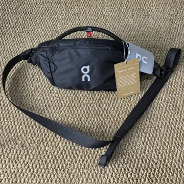 ON Waist Pack 2L Lite 바디백 블랙 2L