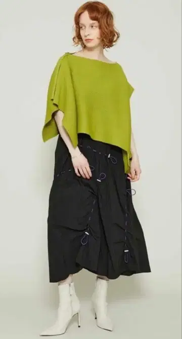 UN3D. 드로우 스트링 스커트