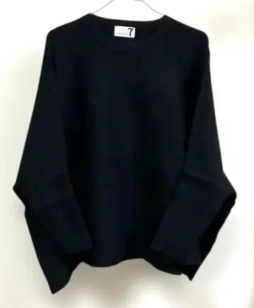 새상품급 야마다야 Soeur 7 블랙 돌먼 슬리브 니트 9호