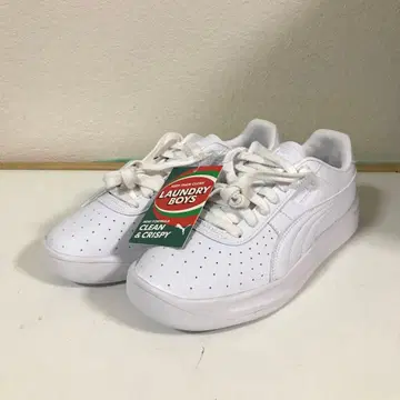 새상품 택 포함 푸마 남성용 스니커즈