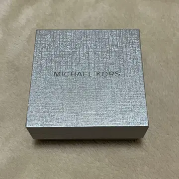 MICHAEL KORS 하트형 목걸이