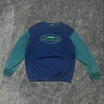 XLARGE 로고 맨투맨