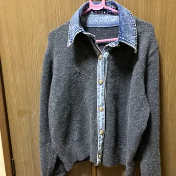 새상품급 그레이 울 혼방 가디건 데님 옷깃