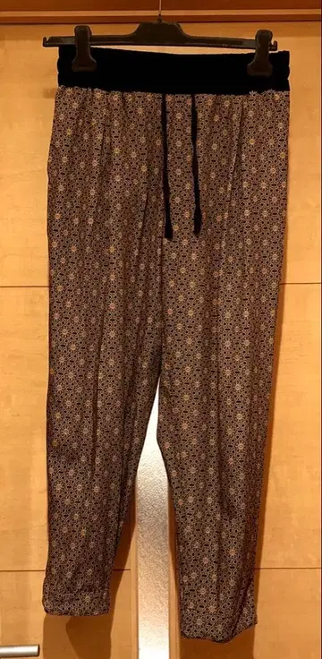 Yantor 올 패턴 크롭 팬츠 S