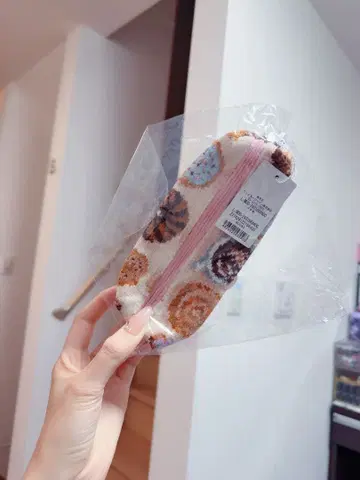 라스트 1점 라브러리 바이 페이러 모그모그 도넛 펜 케이스