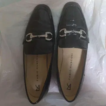 FABIO RUSCONI 비트 포함 에나멜 블랙 로퍼 페이턴트 블랙 37