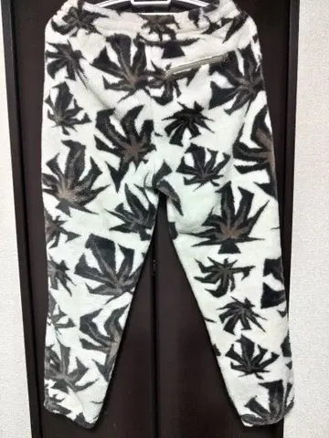 구제 HUF 하프 플리스 팬츠 LOWELL JACQUARD 사이즈 M