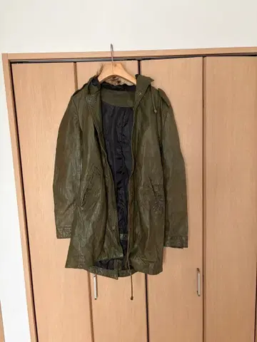 조르지오 브라토 올리브 그린 모즈 코트 퍼 포함