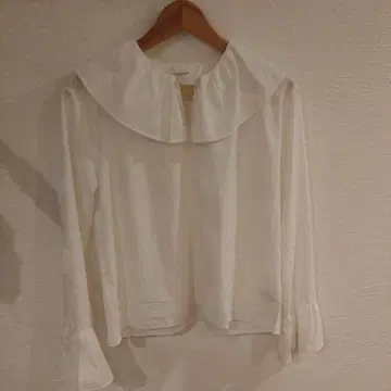 MACPHEE 큰 옷깃 화이트 긴팔 셔츠