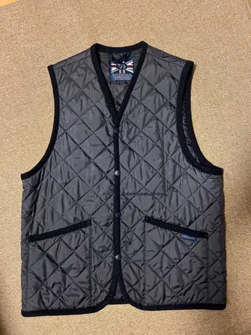 [ 새상품급 ] LAVENHAM 라벤햄 퀼팅 베스트 L 네이비