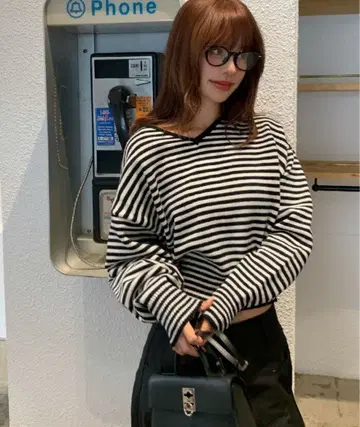 titivate 브이넥 루즈핏 베이직 니트탑 보더