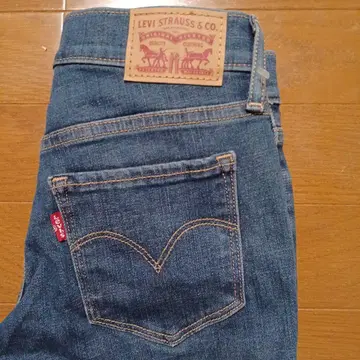 Levi's 311 스키니 데님