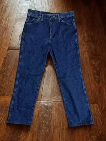 Wrangler MADE IN MEXICO US FABRIC