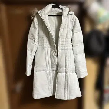 후드 부착 다운 자켓