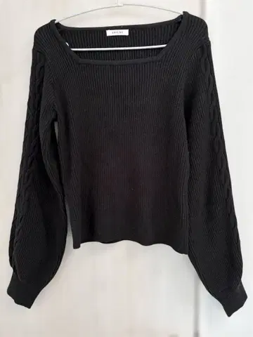 INGNI 케이블 짜임 M 사이즈 블랙 니트 긴팔 상의