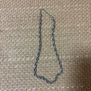 실버 트위스트 체인 목걸이 약 50cm