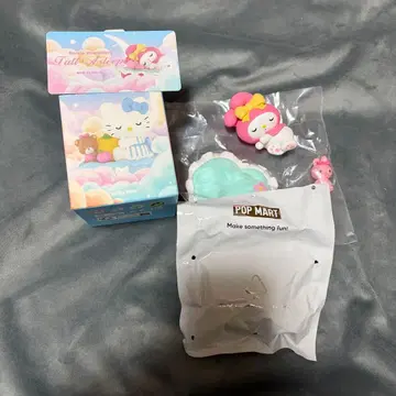 POP MART 마이 멜로디 피규어 세트 Fall Asleep