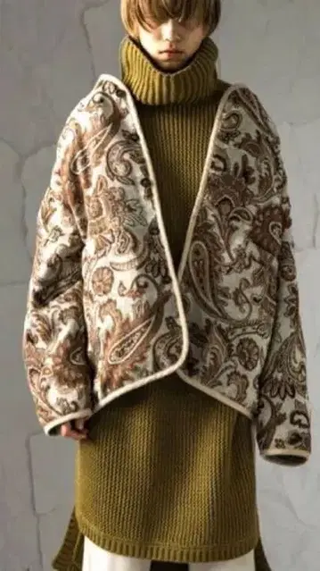 안티카 자카드 페이즐리 무늬 노카라 자켓 퀼팅