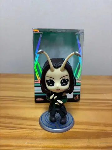 코스베이비 엔드 게임 맨티스