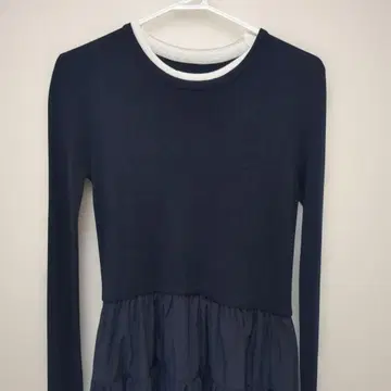 네이비 긴팔 니트 원피스 플레어 스커트 벌스데이 바쉬