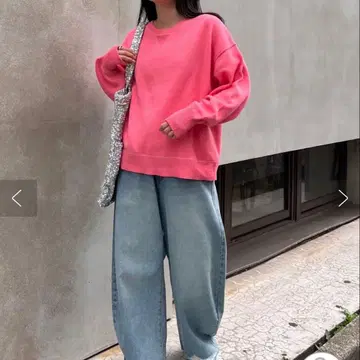 완판템 차오패닉 티피 맨투맨 느낌 볼륨 슬리브 니트 핑크