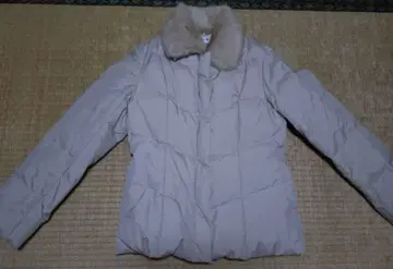 23구 베이지 다운 자켓