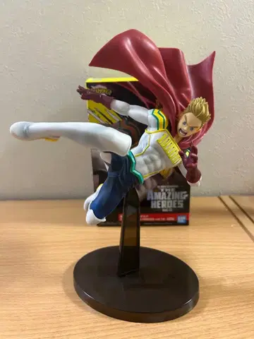 Amazing Heroes 밀리오