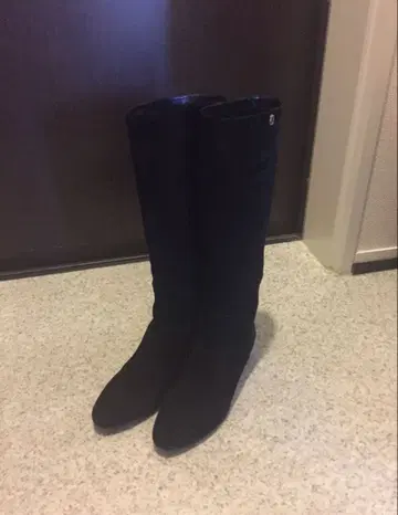 지미추 롱 부츠 블랙 스웨이드