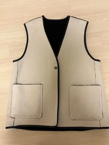 URBAN RESEARCH ITEMS 페이크 무스탕 보아 리버서블