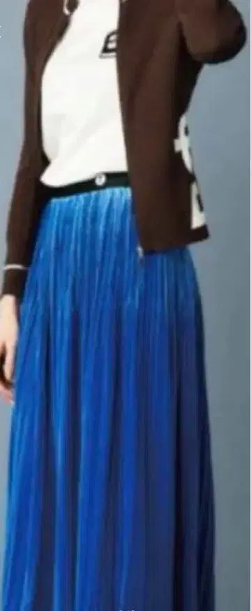 피코네 벨로아 소재 플리츠 롱 스커트 M