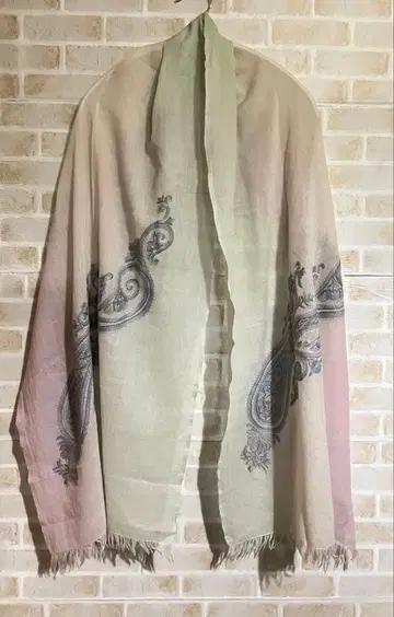 TARA BLANCA 타라 블랑카 자수 스톨 숄