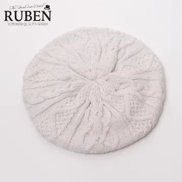 새상품 RUBEN 루벤 케이블 니트 베레모 화이트