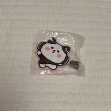 르세라핌 사쿠라 헤어 클립