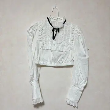 Me roir 턱프릴 블라우스 화이트