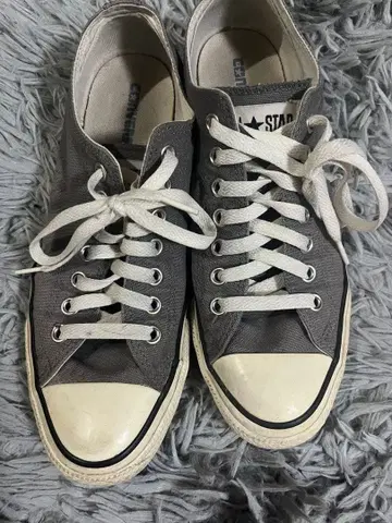 Converse 그레이 로우컷 스니커즈