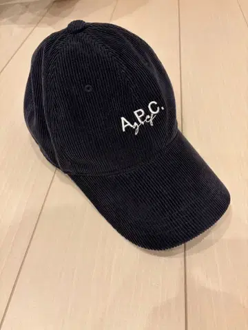 A.P.C. 골프 코듀로이 캡 네이비