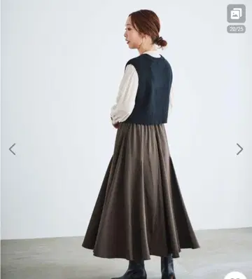 르 쿠르 블랑 건클럽 체크 스프링 스커트