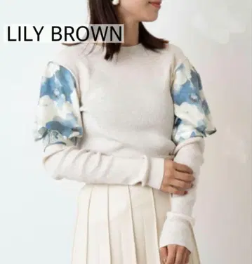 릴리 브라운 플라워 슬리브 니트